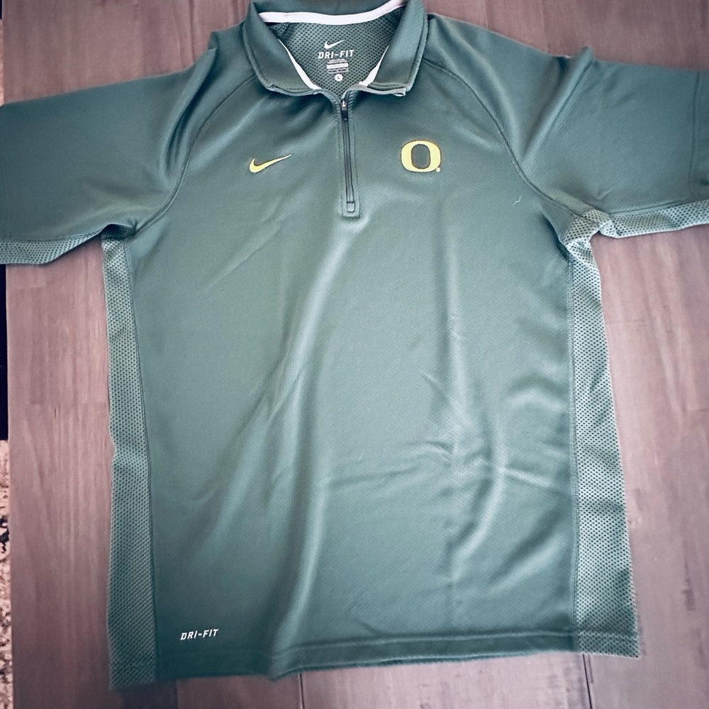 Nike Dri-Fit Oregon Ducks Zip Shirt Size L